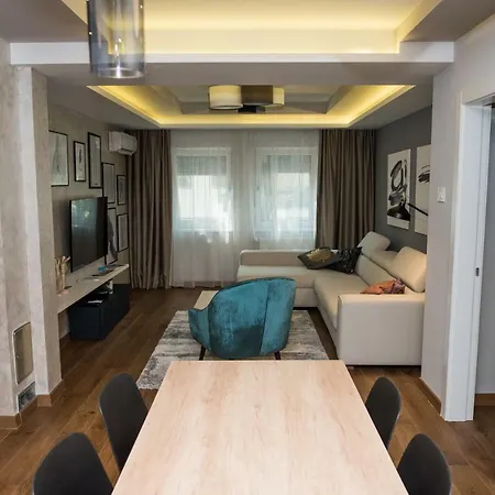 Apartment Donner Centar Iv *