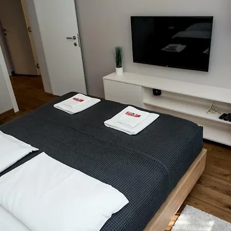 Donner Centar Iv Apartament *