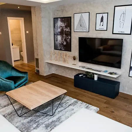 Donner Centar Iv * Subotica