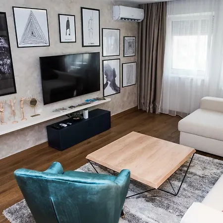 Donner Centar Iv * Subotica